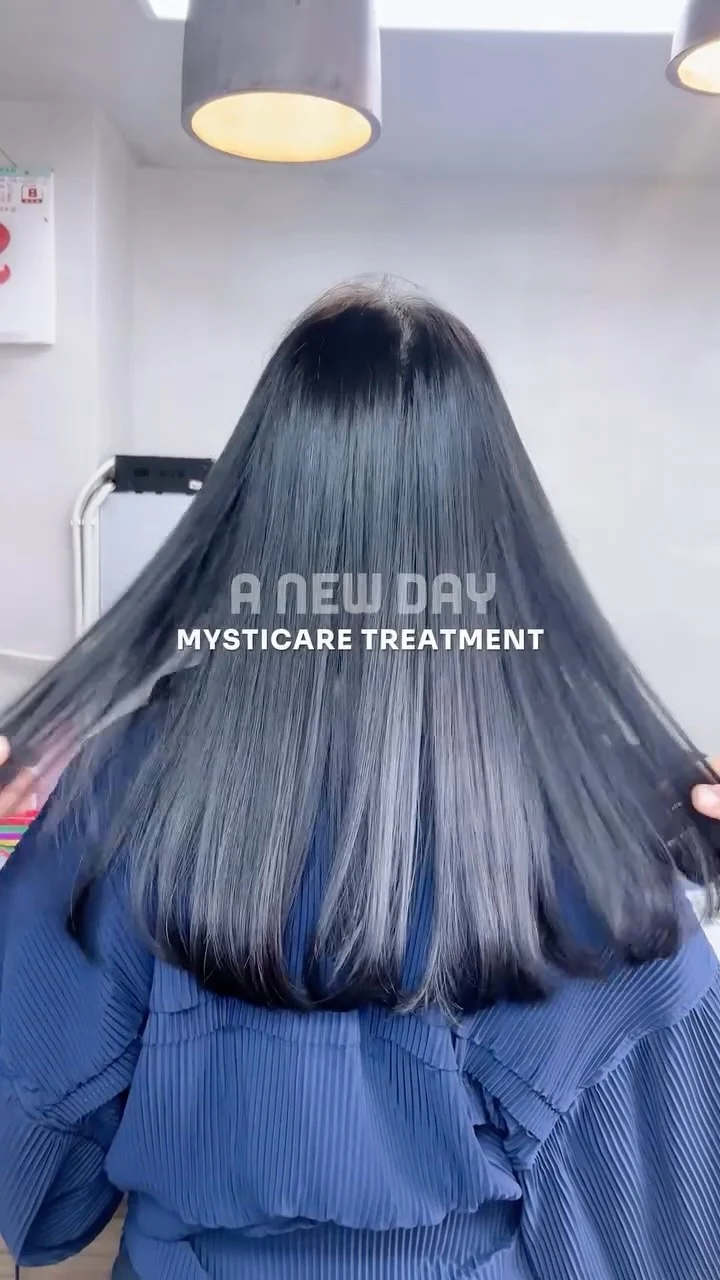 Instagram post from anewday.hairsalon. This post is in position 0.