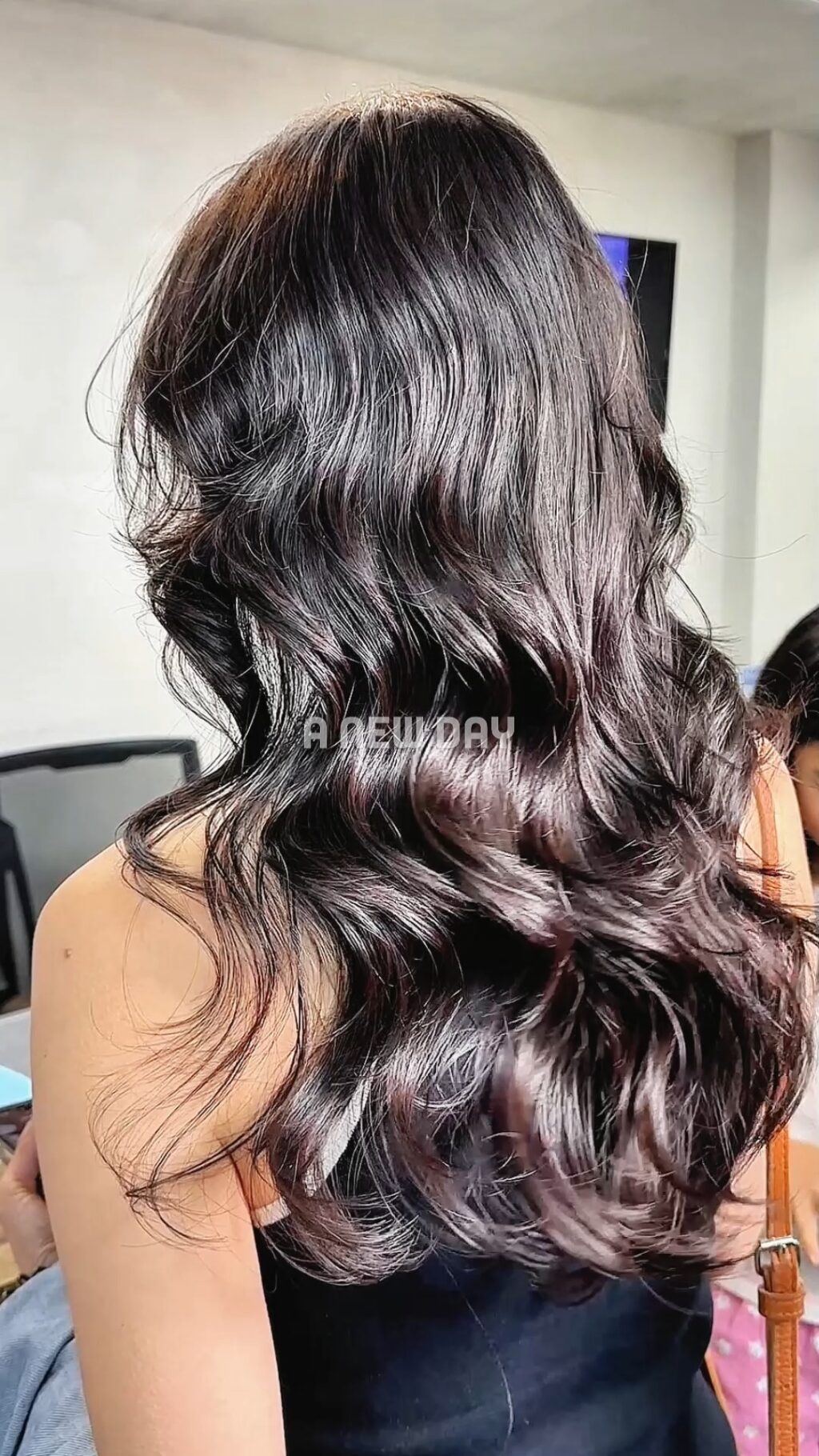 Instagram post from anewday.hairsalon. This post is in position 1.