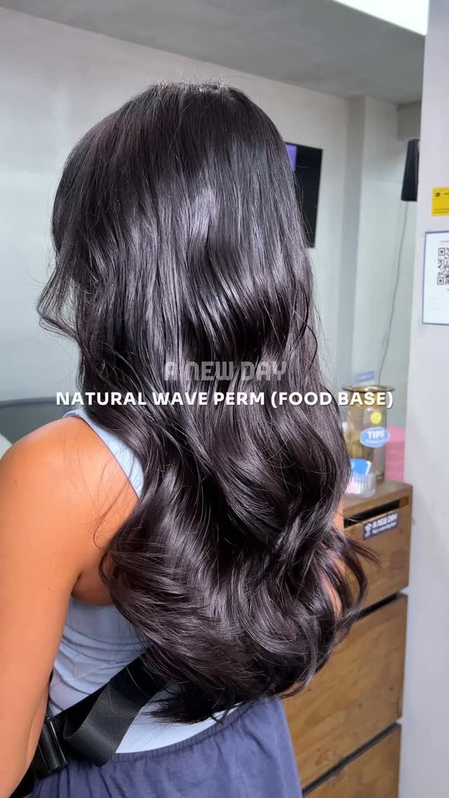 Instagram post from anewday.hairsalon. This post is in position 8.
