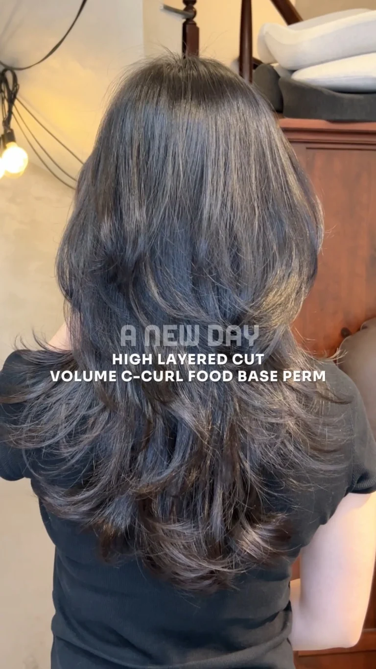 Instagram post from anewday.hairsalon. This post is in position 5.