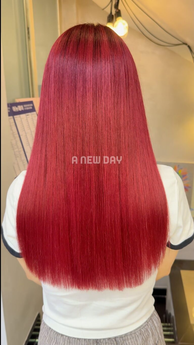 Instagram post from anewday.hairsalon. This post is in position 4.