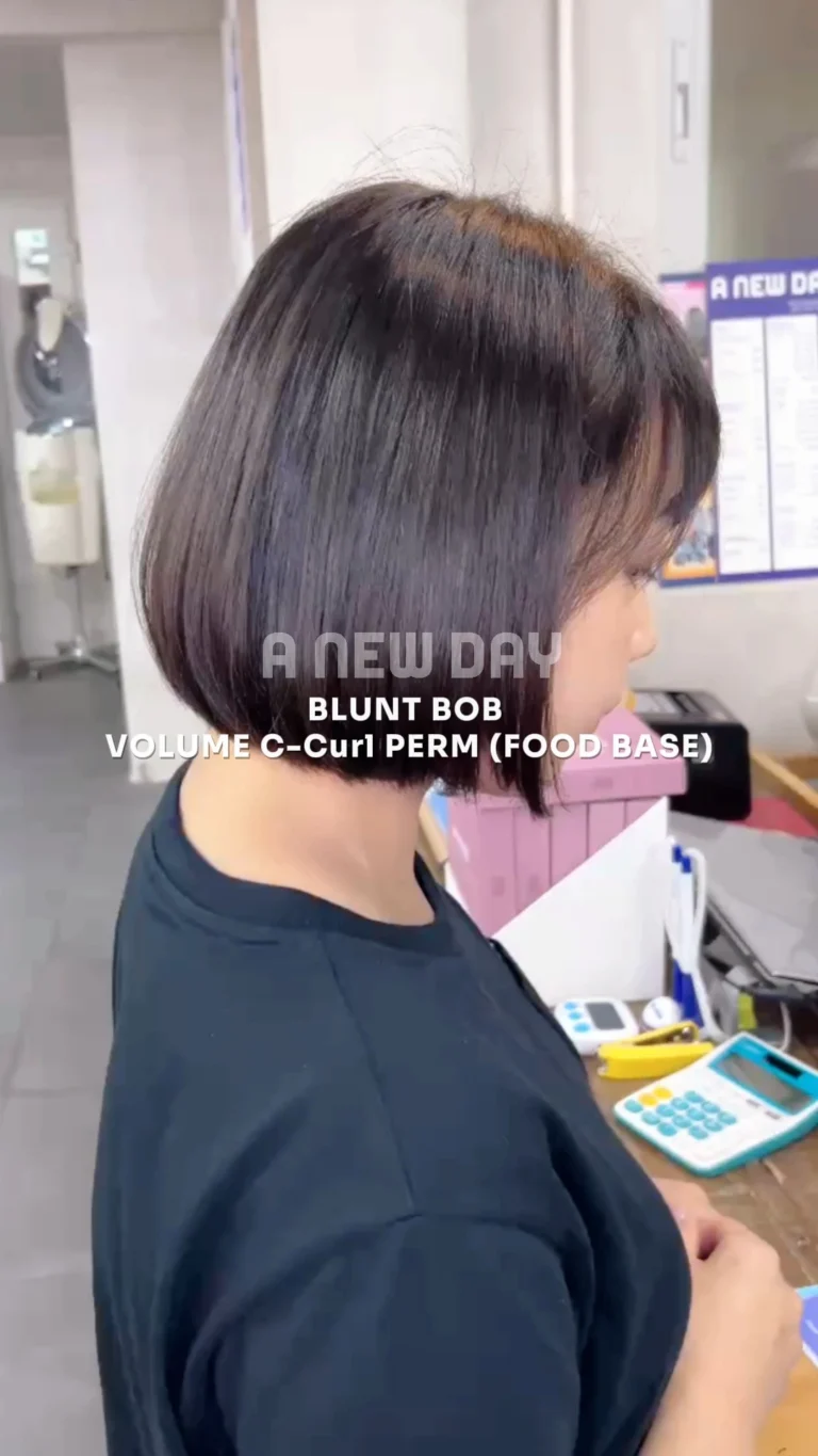 Instagram post from anewday.hairsalon. This post is in position 0.