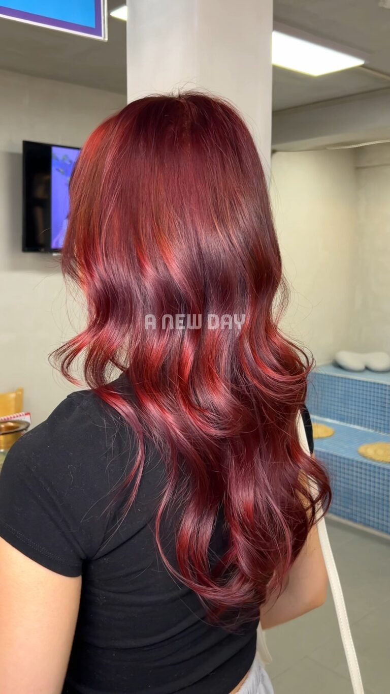 Instagram post from anewday.hairsalon. This post is in position 5.